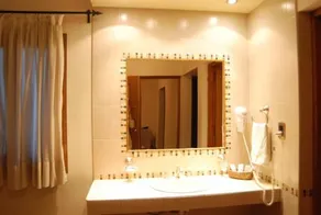 Suter Petit Hotel - Image 3