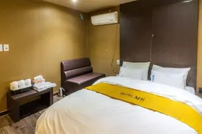 Hotel Mk - Image 5