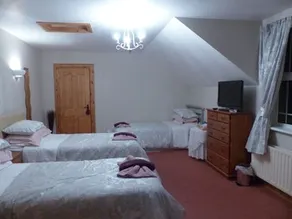 Ardbrin Lodge - Image 2