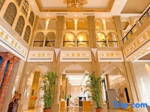 Happy Castle International Hotel - Image 4