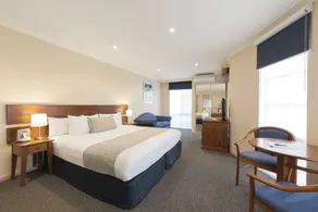 Canberra Parklands Central Apartment Hotel - Image 5