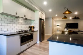 Spacious 4 BDR family home with Patio and BBQ - Image 3