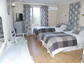 Laburnum House  Lodge Hotel - Image 2