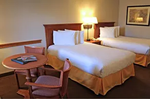 Atlantis Inn - Image 3