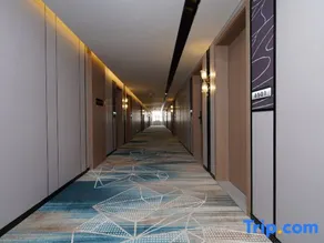 H Hotel (Yiyang Hunan City College) - Image 3