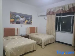 Fuyang Station Front Hotel - Image 4