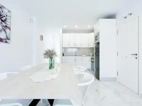 1 Moderno Edificio Emilia - Image 3