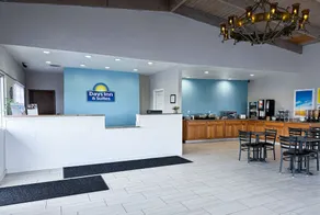 Days Inn Santa Rosa - Image 5