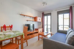 MANUEL DE FALLA I - Cozy Apartment 500 Meters from the City Center with Free WiFi - Image 2