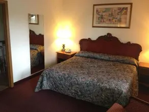 Embassy Motel - Franklin - Image 2