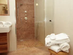Serene Holiday Home With Infrared Sauna in Salzburg - Image 4