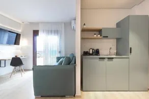 9 Luxury Rooms - Image 5