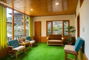 Robinhood Travel Hostel - Image 4