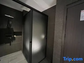Wangjiang Loubu Shoes Hotel - Image 3