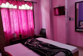 Red Rose Cottages Manali - Image 5
