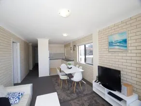 Ocean view beachside 3 bedroom 2 bathroom unit - Image 5