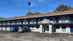 Motel 6 Hurricane, WV - Image 2
