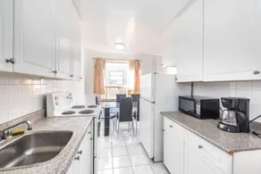 Toronto Furnished Living - Image 5