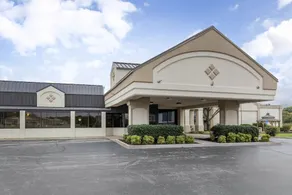 Days Inn by Wyndham Pittsburg KS - Image 5