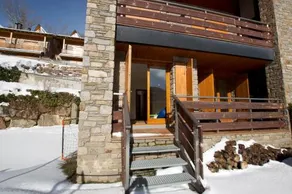 Apartamento con jardin Alp - Image 5