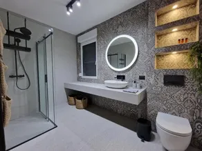 Lalic Gallery Apartments - Image 3