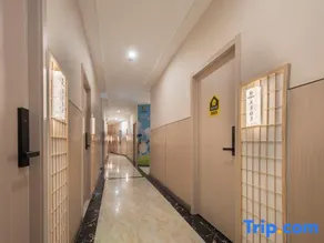 DragonCat Hotel - Image 2