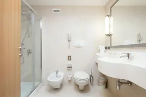 GOLDEN TULIP PLAZA CASERTA(FORMERLY PLAZA CASERTA) - Image 2