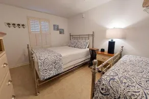 Phoenix Vii 71412 3 Bedroom Condo - Image 2