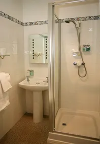 Orchard Club - Image 4