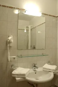 Joe's Aparthotel - Image 2