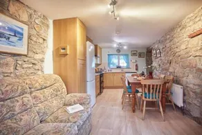 Mum's Cottage - Image 5
