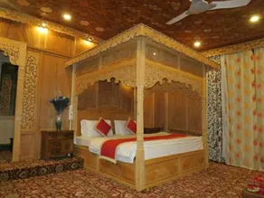 Sikandra Palace Group of Houseboats - Image 5