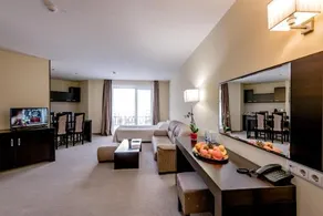 Hotel Extreme - Image 5