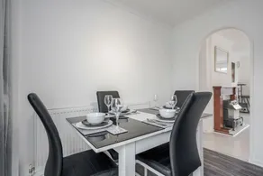 Tms Lovely 3 Bed House-tilbury-free Parking - Image 3