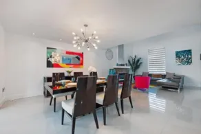 Experience Miami's Bongo's House Private Pool and Game Room Luxury Rental L54 - Image 4