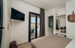 Ble Kythnos Suites - Image 4
