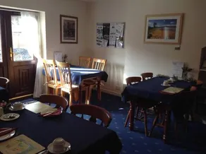 The Boat House Guesthouse - Image 2