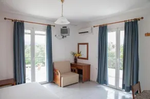 Marmaron Rooms - Image 5