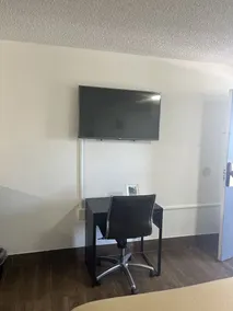 A VICTORY INN & SUITES - NORTH PHOENIX - Image 3
