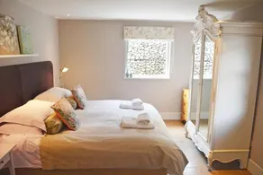 Brooks Lodge - Image 5