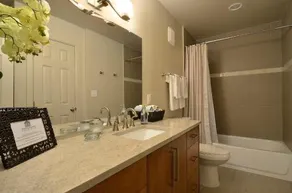 The Norwalk by Lodgewell - West Austin Three's Company Vibes - Image 2