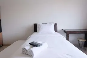 Best Deal 2Br At Apartment Pinewood - Image 4