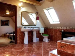 Monami Art Apartman - Image 5