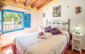 Amazing Home In Cómpeta With Kitchen - Image 4