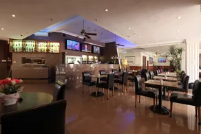 Best Western Astor Metropole Hotel & Apartments - Image 2