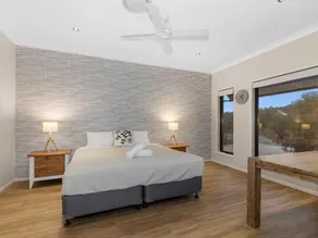Black Rock Beach House With Pool - Image 2