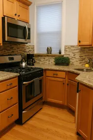 Live in Style Designer 2BR Apt in Festive Boystown - Image 4