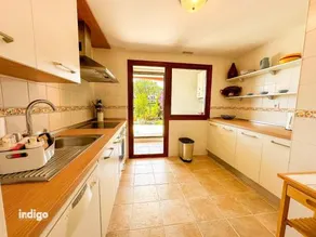 Modern Garden Apartment - Image 2