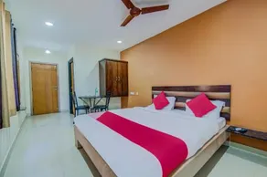 OYO 18431 Hotel Celestee Grand - Image 4