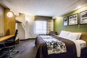 Sleep Inn At Six Flags - Image 4